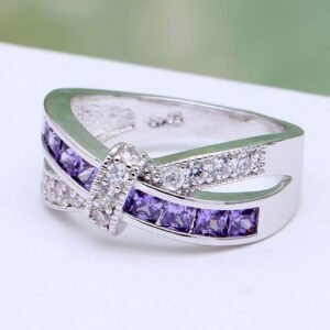 925 Sterling Silver ring Vintage Style with Purple Crystals