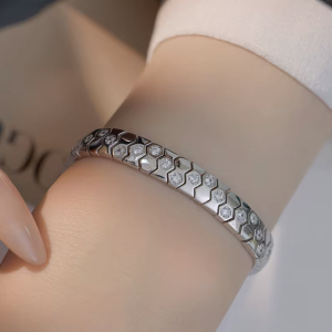 Adjustable 925 Sterling Silver Snake Pattern Honeycomb Bracelet