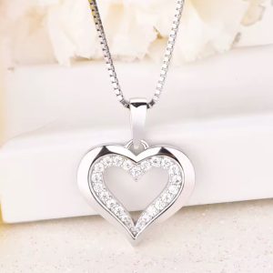 European Jewellery Cz Heart Shape Pendant Necklace Chain White Gold 925 Sterling Silver Romantic Zircon Charm Necklaces