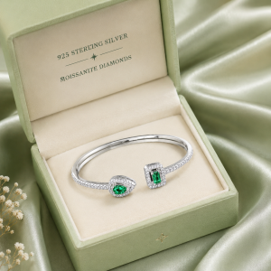 Luxury Pear Shaped Lab Grown Emerald 925 Sterling Silver Open Bangle