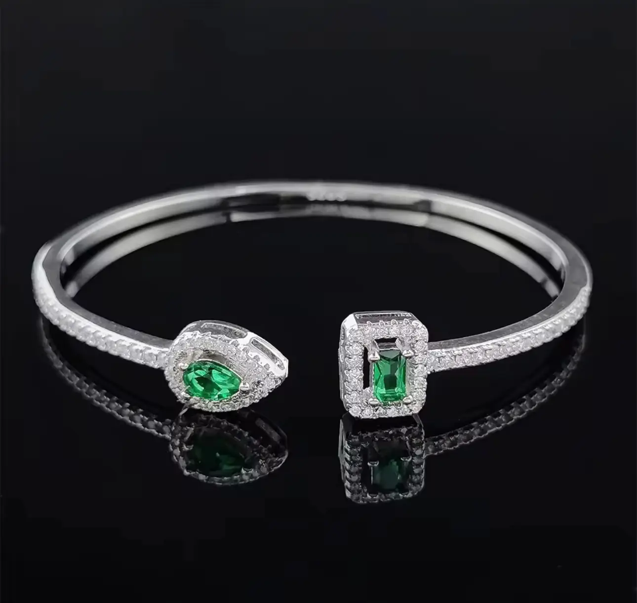 Luxury Pear Shaped Lab Grown Emerald 925 Sterling Silver Open Bangle - Image 5